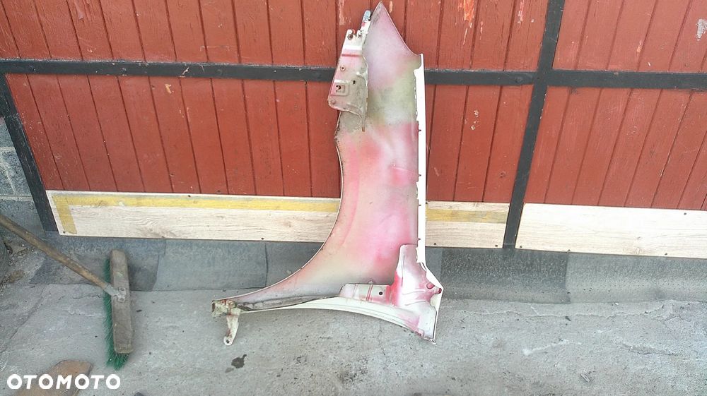 ALFA ROMEO MITO BŁOTNIK PRAWY 251 - 4