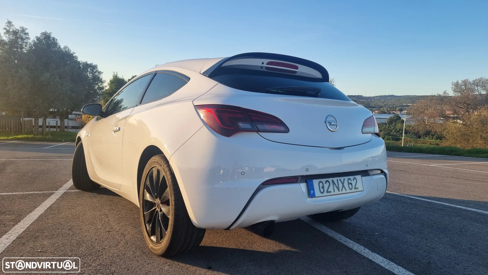 Opel Astra GTC 1.7 CDTi S/S - 14