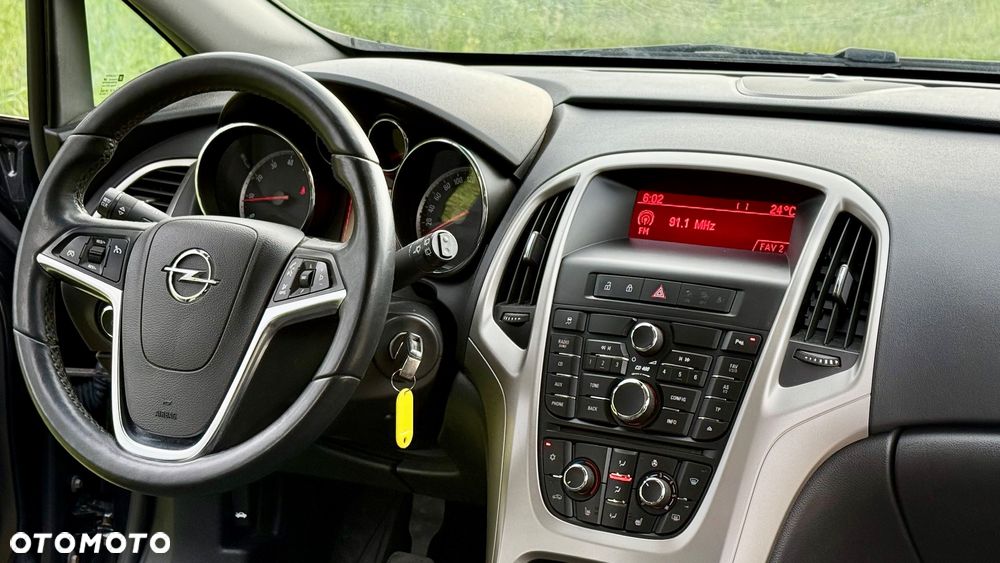 Opel Astra 1.4 Turbo Edition - 25