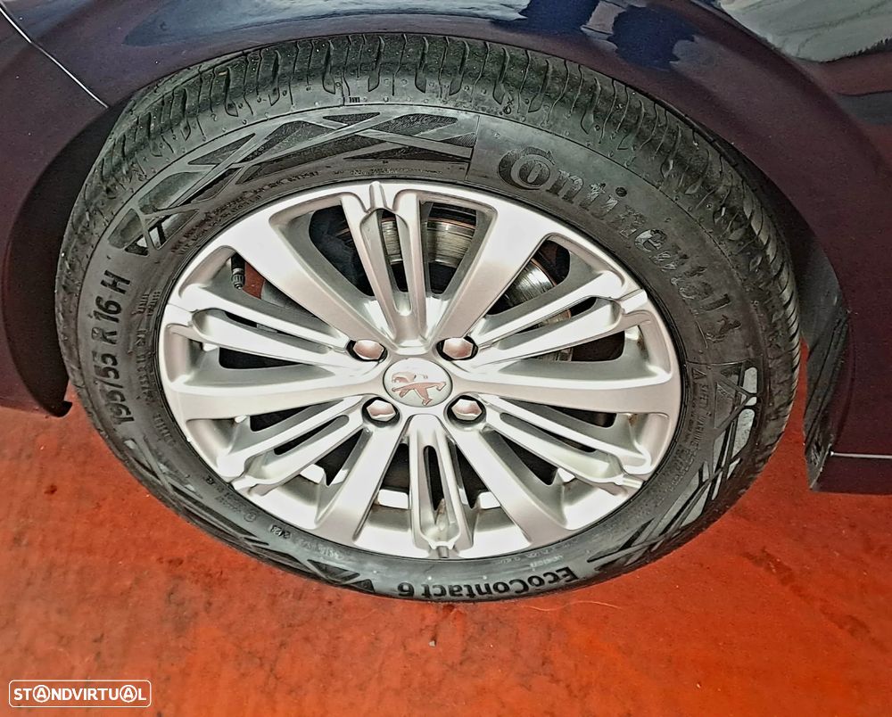 Peugeot 208 1.6 BlueHDi Allure - 31