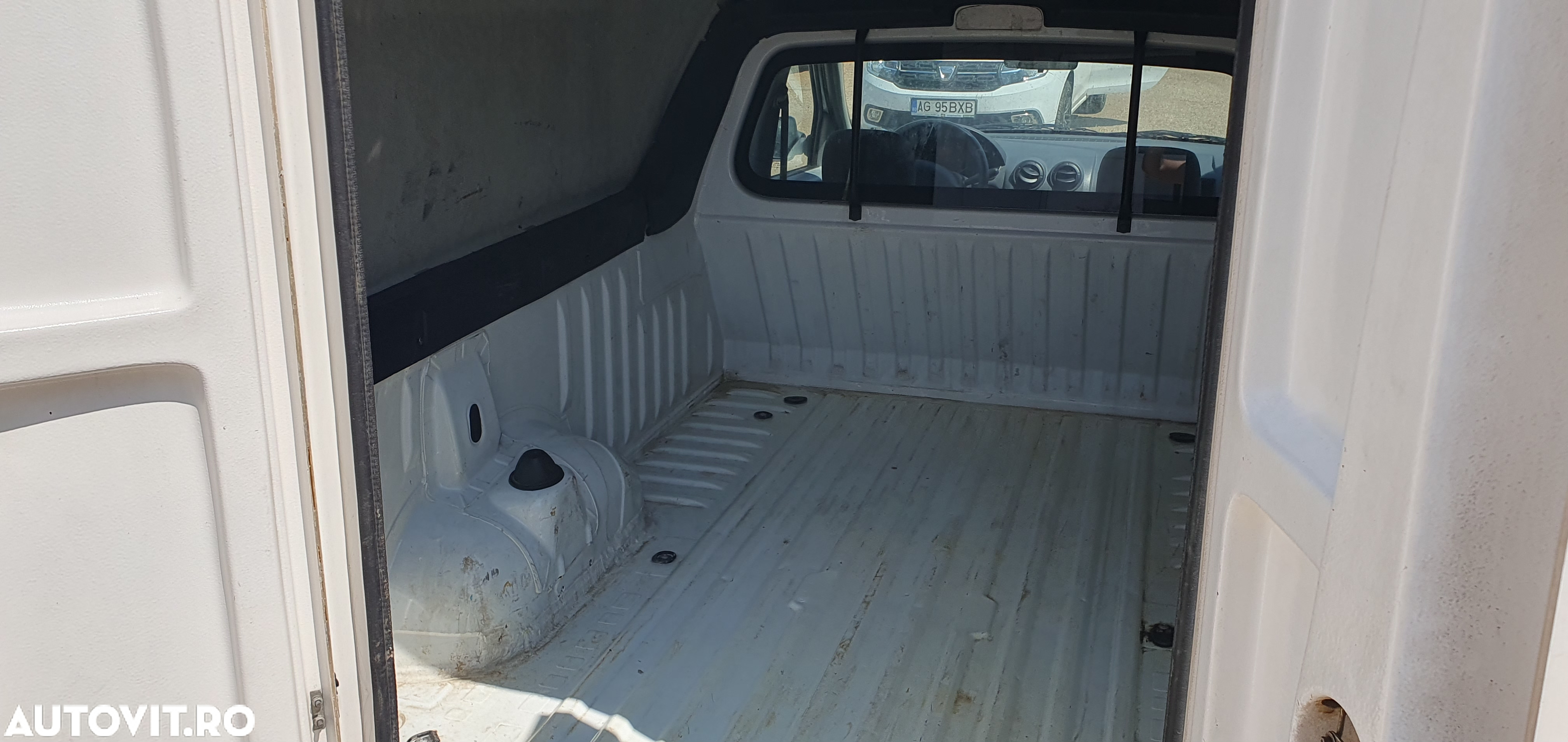 Dacia Pick Up - 4