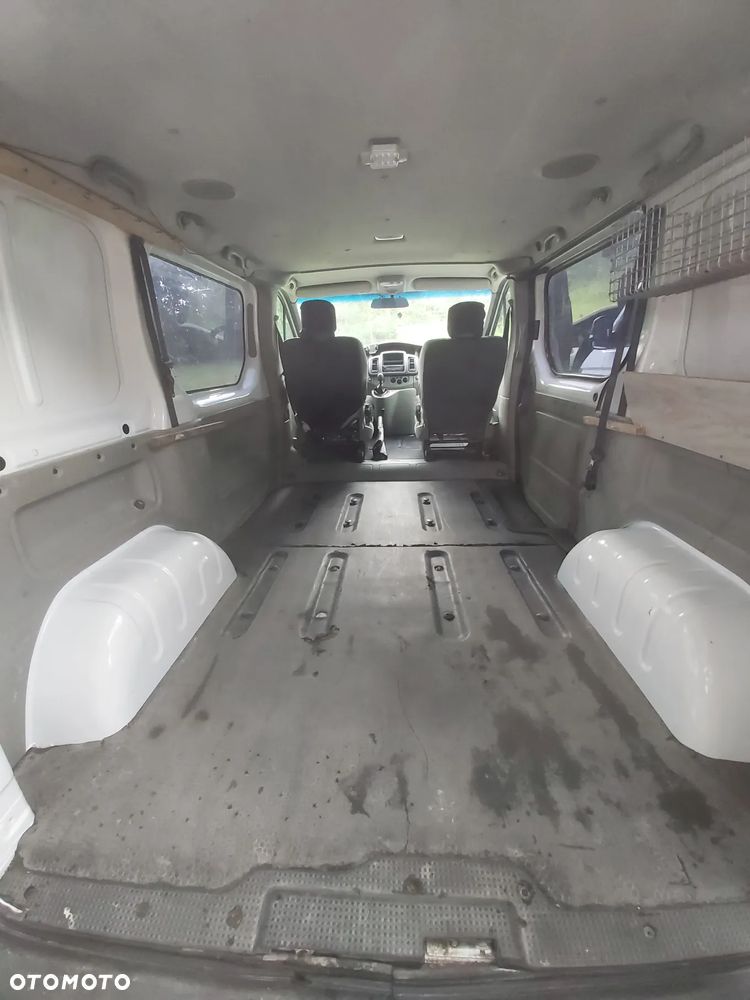 Renault Trafic - 11