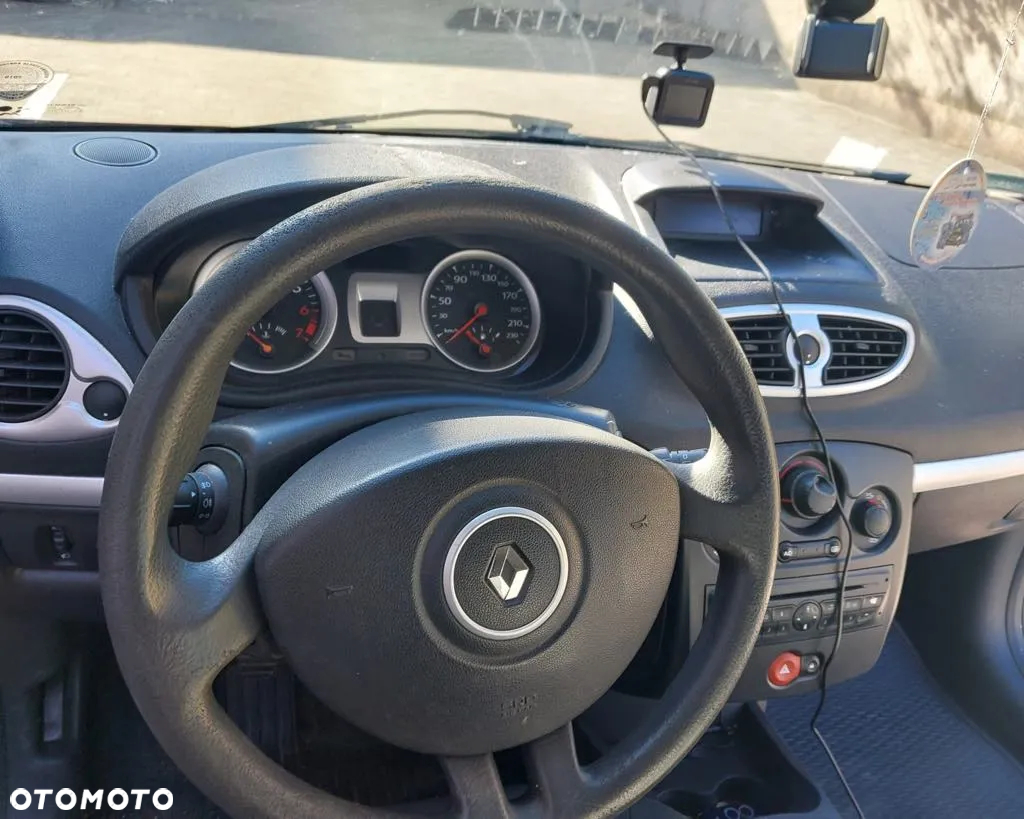 Renault Clio 1.2 16V Alize - 3