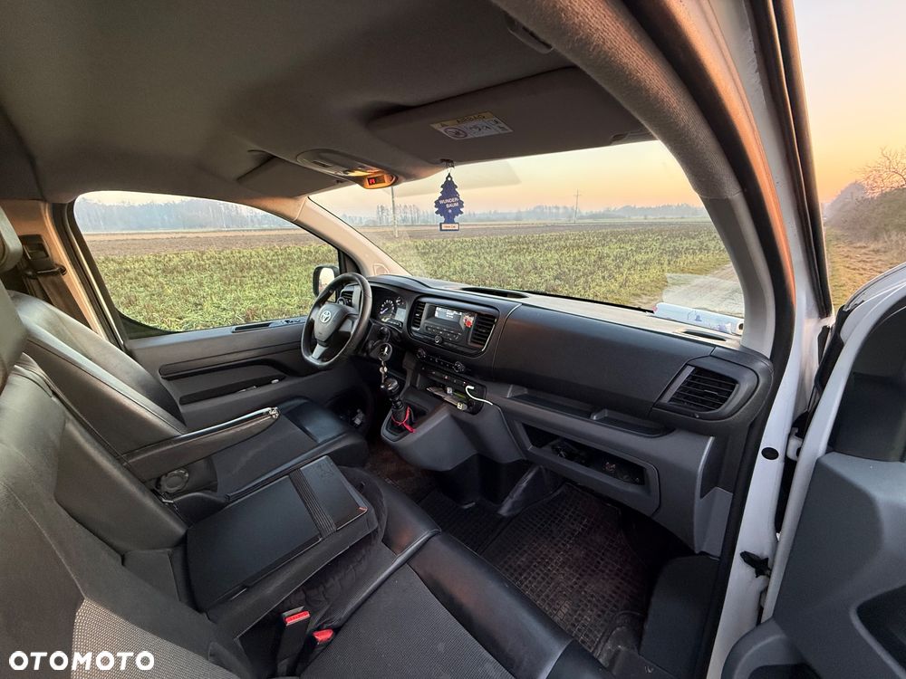 Toyota ProAce - 10