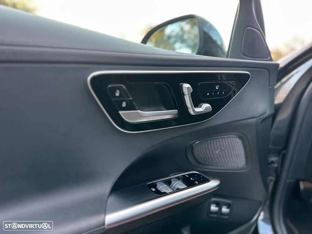 Mercedes-Benz C 300 e 9G-TRONIC AMG Line - 12