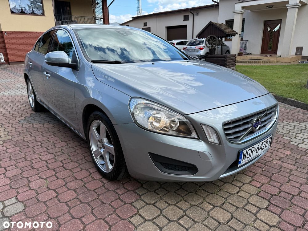 Volvo S60 D3 Momentum - 2