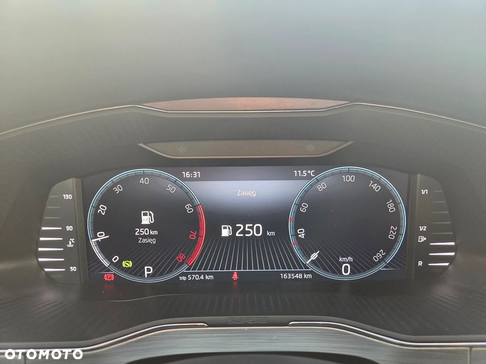 Skoda Superb 1.5 TSI Ambition DSG - 19