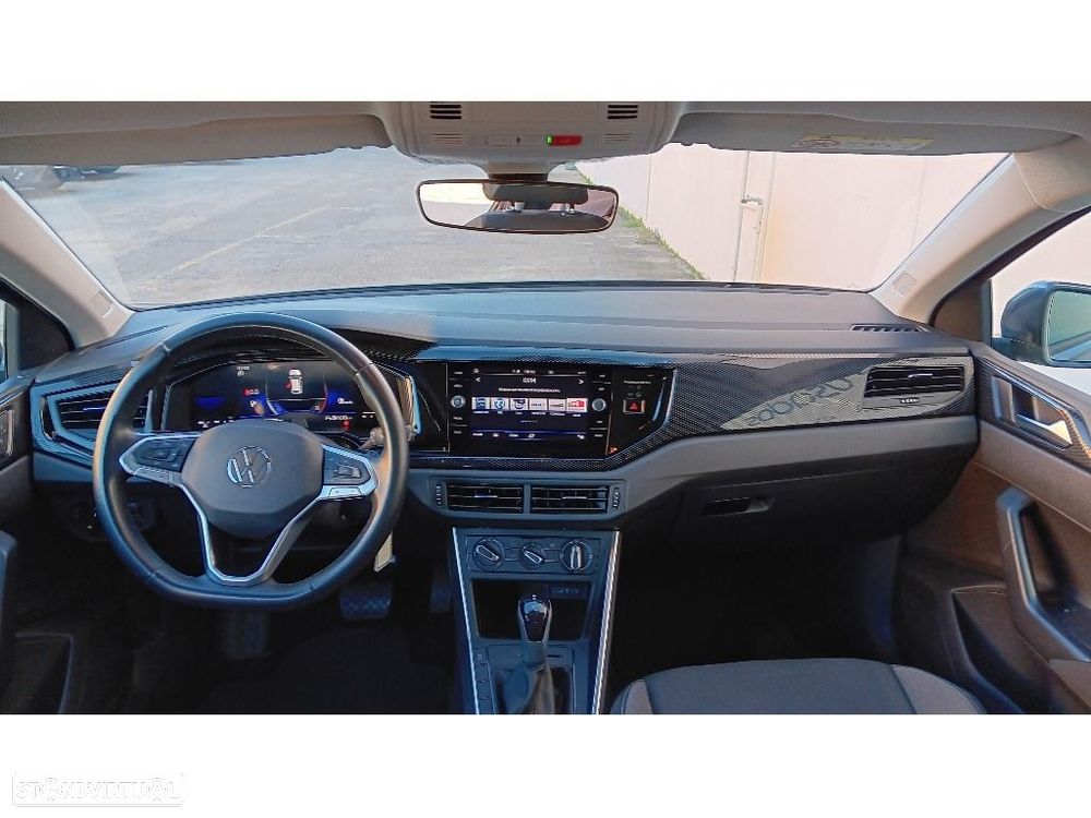 VW Polo 1.0 TSI Urban DSG - 9