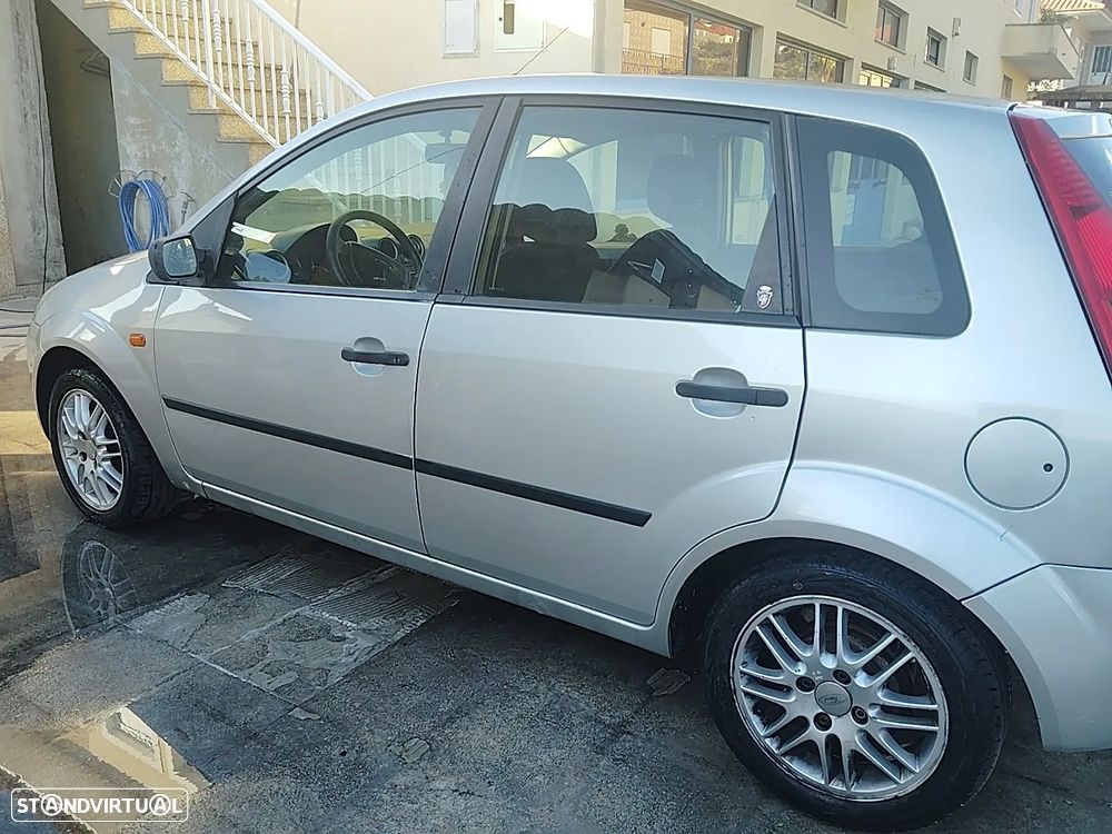 Ford Fiesta 1.4 TDCI - 3