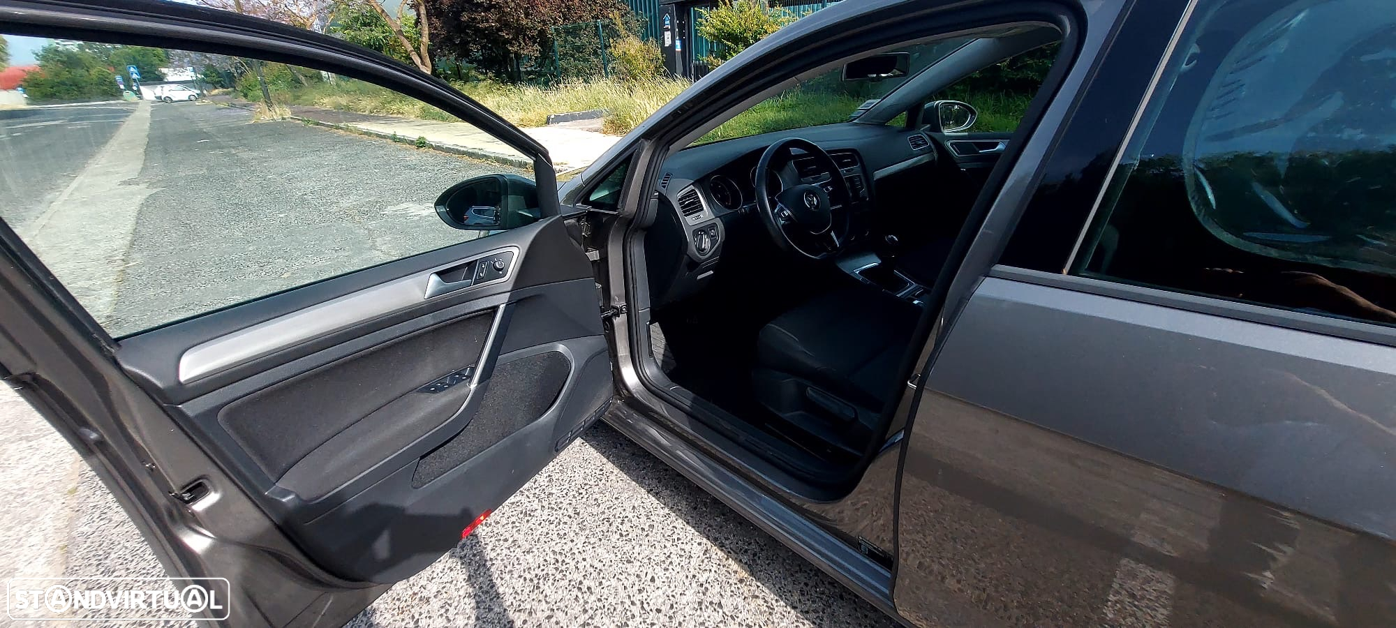 VW Golf Variant 1.6 TDi BlueMotion Confortline - 5