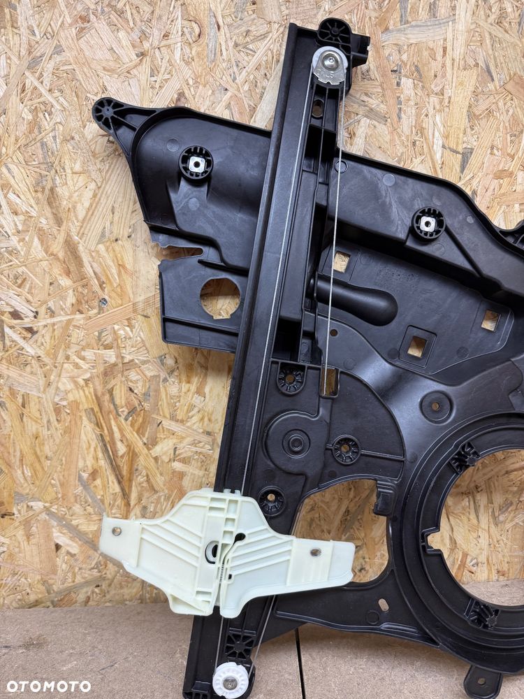 PODNOŚNIK SZYBY PRZÓD PRAWY PROACE CITY BERLINGO RIFTER COMBO E 9840175580 - 8