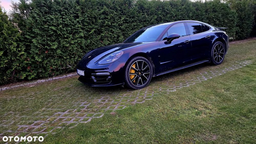 Porsche Panamera - 5