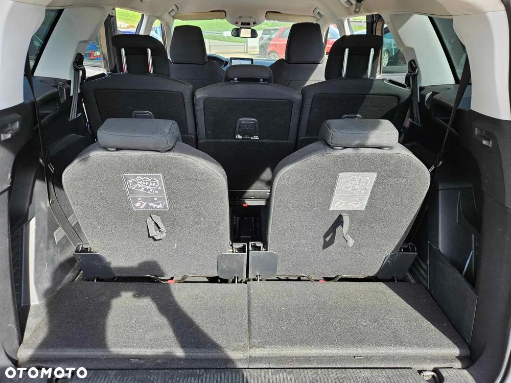 Peugeot 5008 1.5 BlueHDi Allure S&S EAT8 - 12
