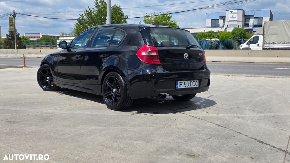 BMW Seria 1 123d - 4
