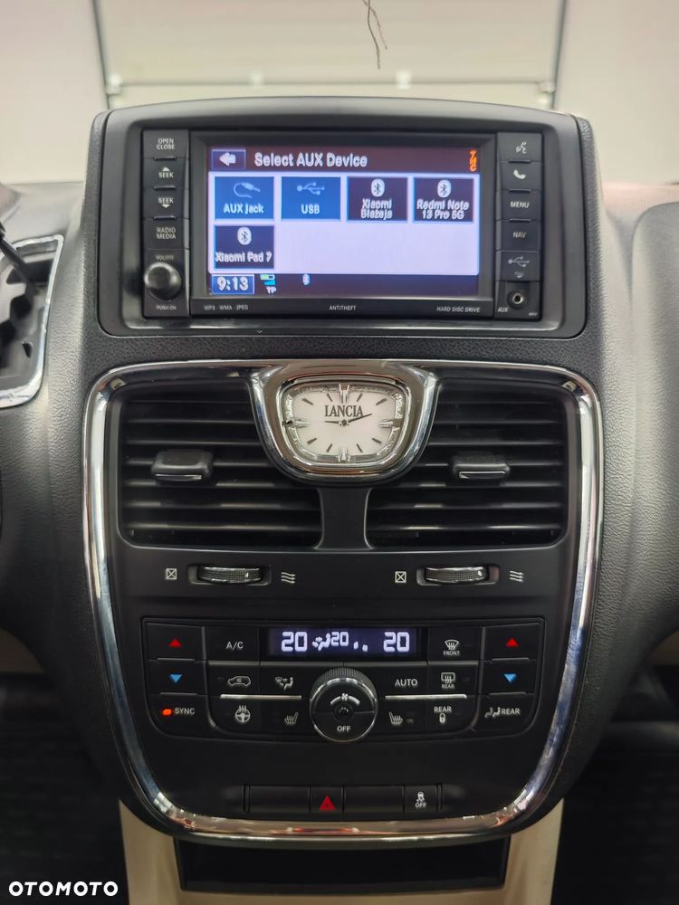 Lancia Voyager 2.8CRD Platinum - 32