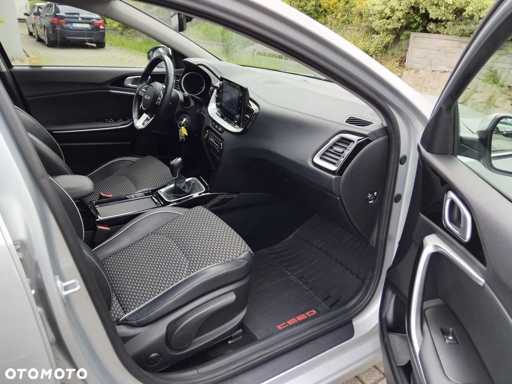 Kia Ceed 1.5 T-GDI L - 22