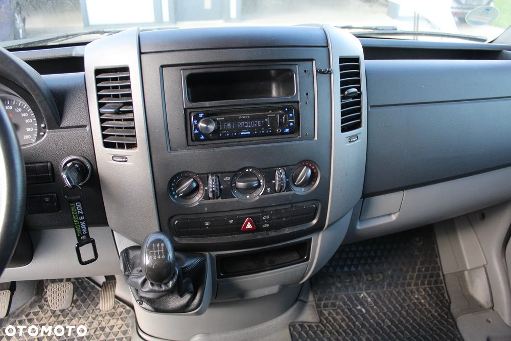 Volkswagen Crafter 2,5 TDI - 10