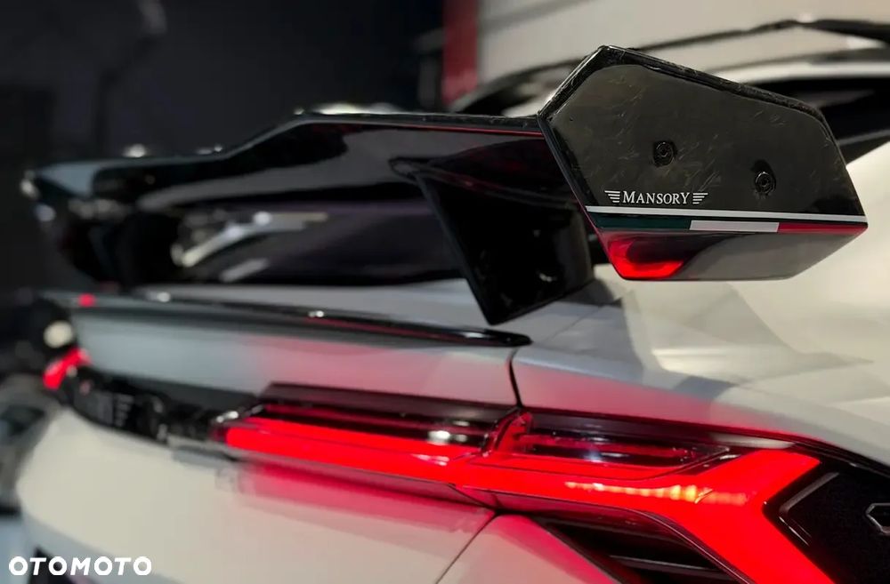 Lamborghini Urus - 3