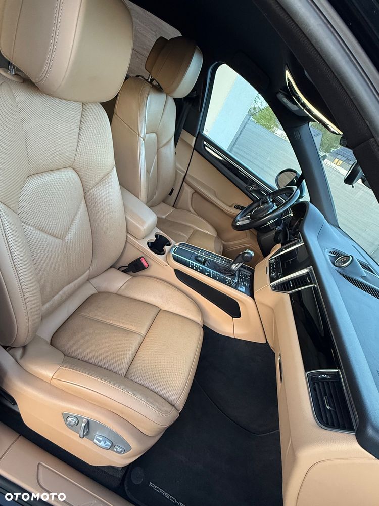 Porsche Macan PDK - 25