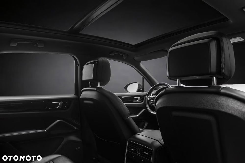 Porsche Cayenne E-Hybrid Tiptronic S - 37