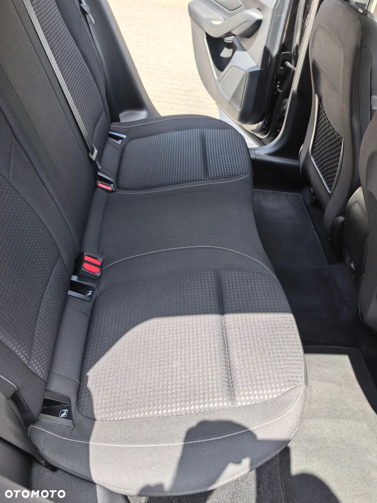 Ford Focus 1.5 EcoBlue SCR Connected - 23