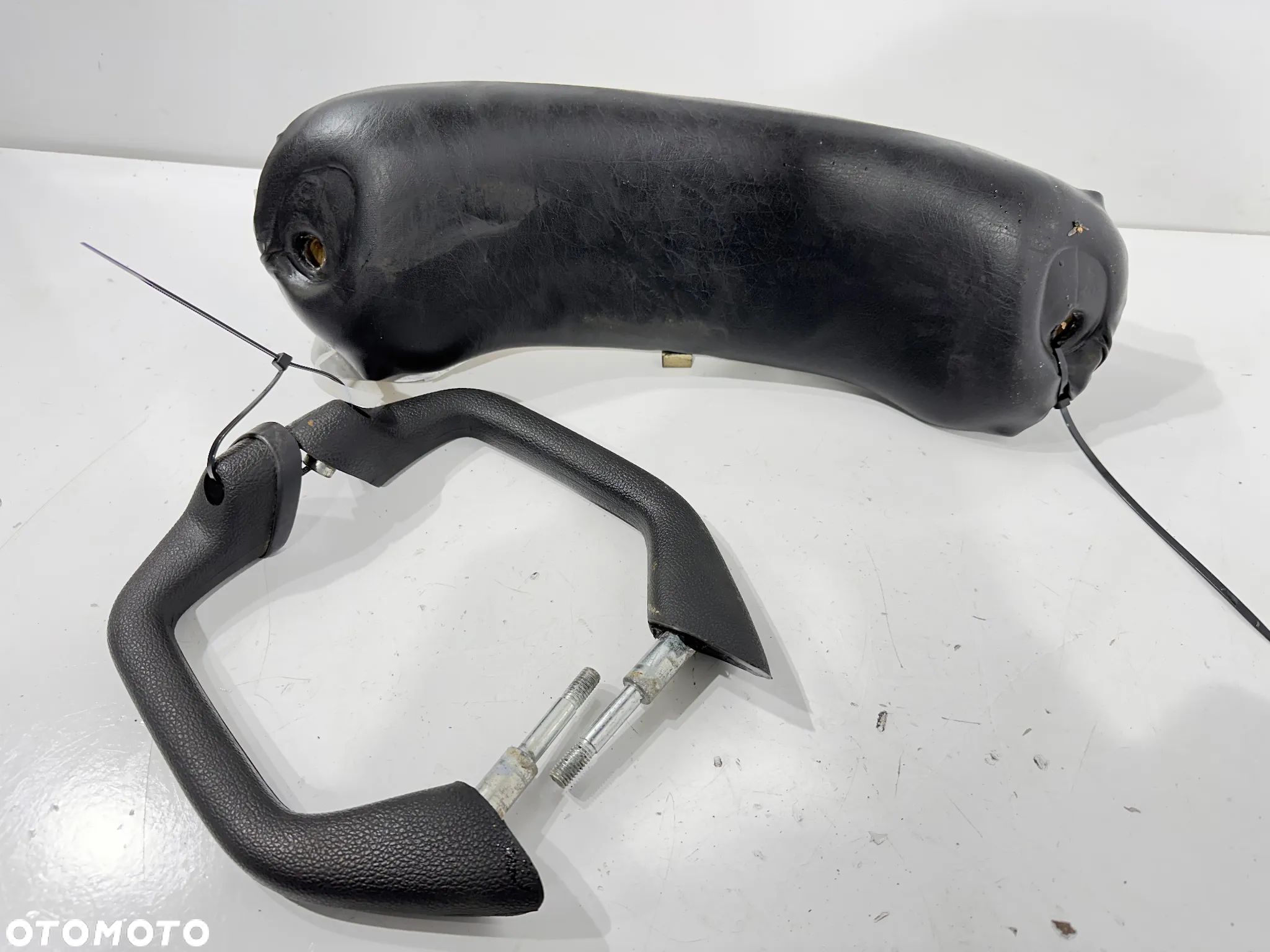 Oparcie trzymanie pasażera Piaggio Hexagon 125 LX - 1
