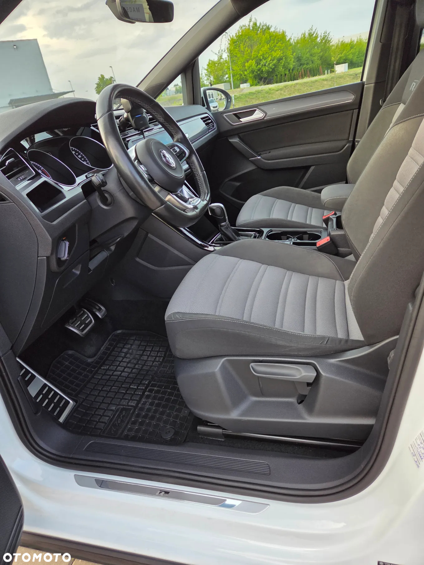 Volkswagen Touran 1.8 TSI BMT Highline DSG - 13