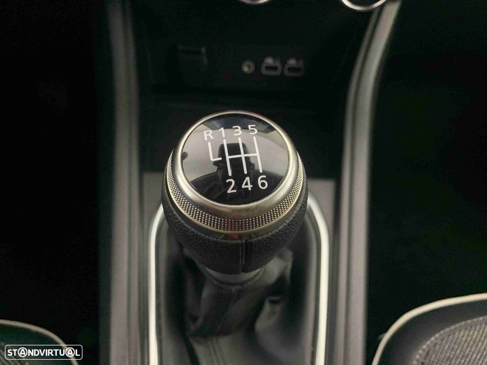 Renault Captur 1.0 TCe Techno Bi-Fuel - 10