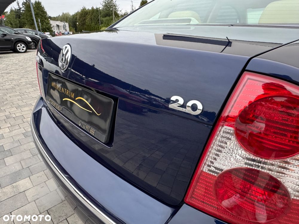 Volkswagen Passat 2.0 Exclusive - 38