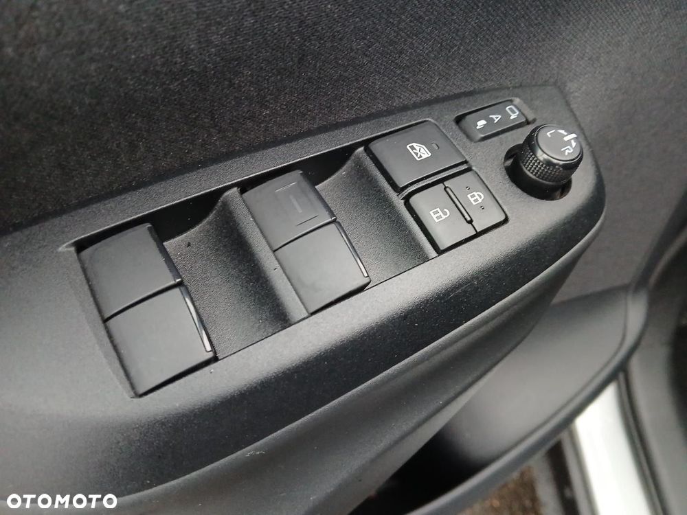 Toyota Yaris Cross Hybrid 1.5 Comfort - 40