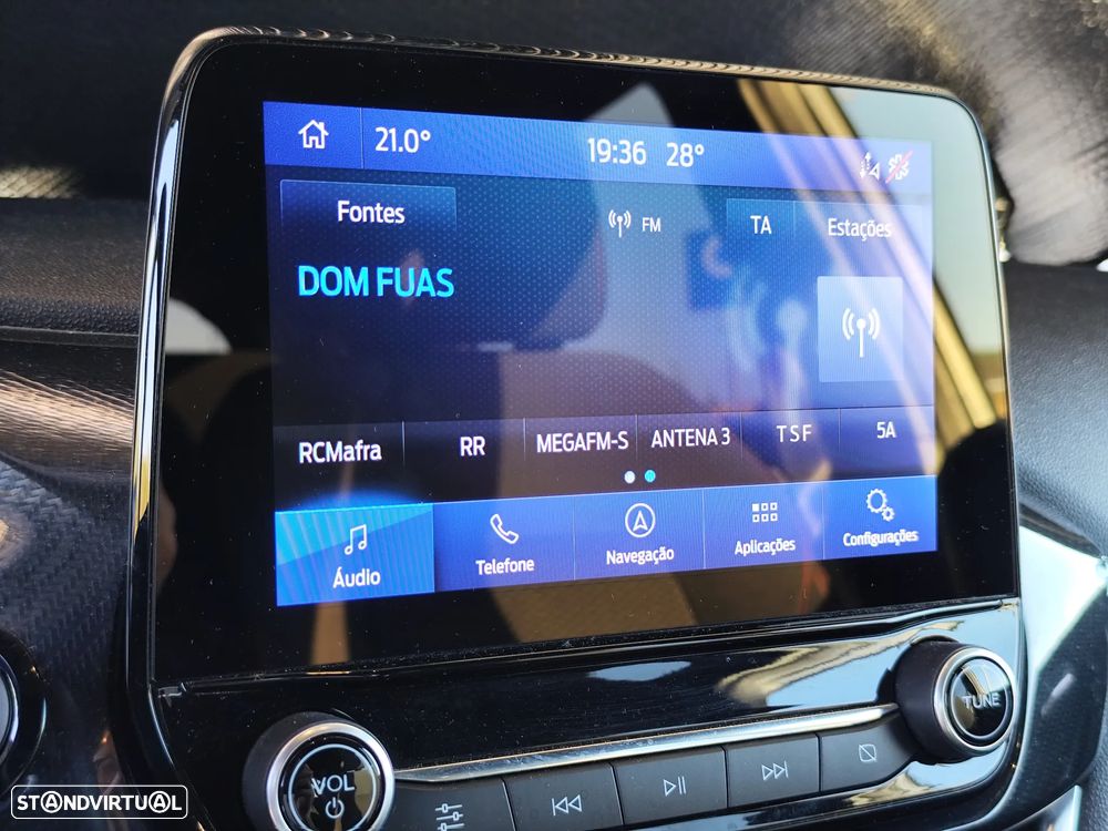 Ford Fiesta 1.0 EcoBoost MHEV ST-Line - 26