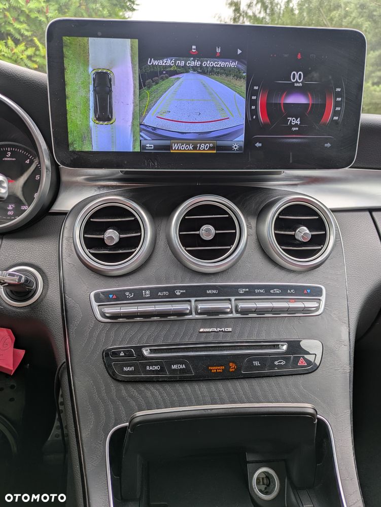 Mercedes-Benz Klasa C 250 d 4Matic 9G-TRONIC AMG Line - 20