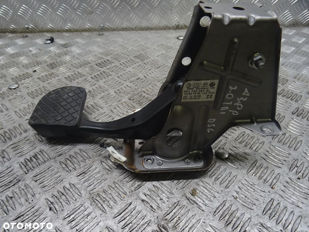 AUDI A3 8P 03-07 2.0 TDI PEDAŁ HAMULCA 1K1723057AL - 3