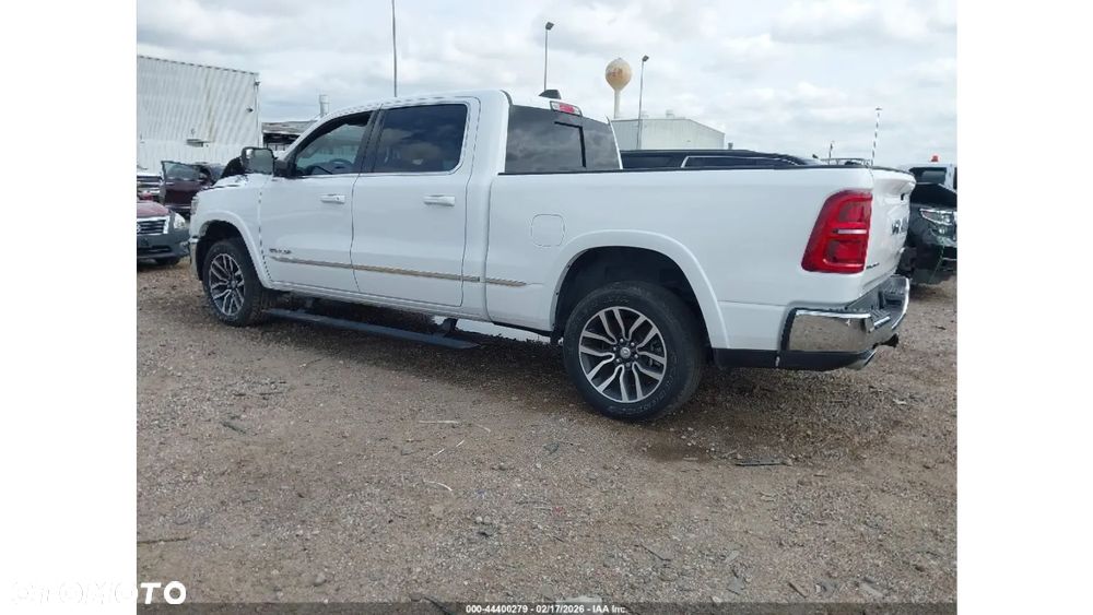 RAM 1500 - 7