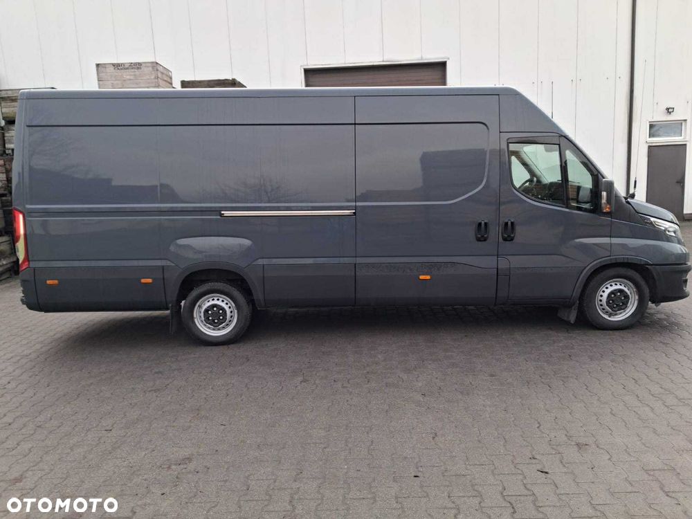 Iveco DAILY 35S18 - 7