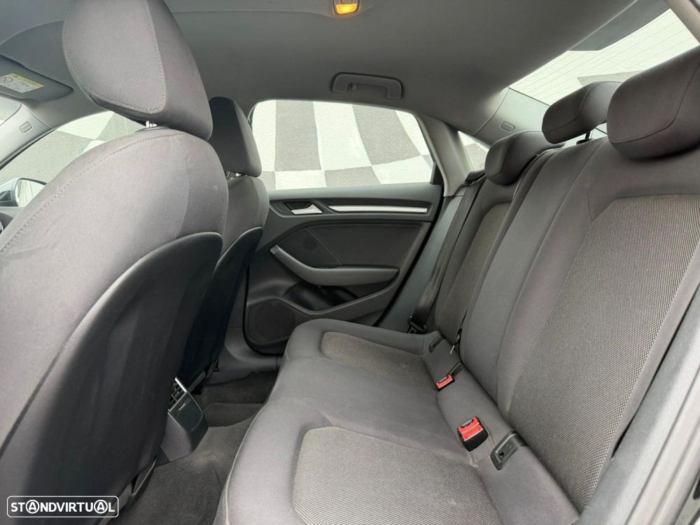 Audi A3 Limousine 1.6 TDI Sport - 9