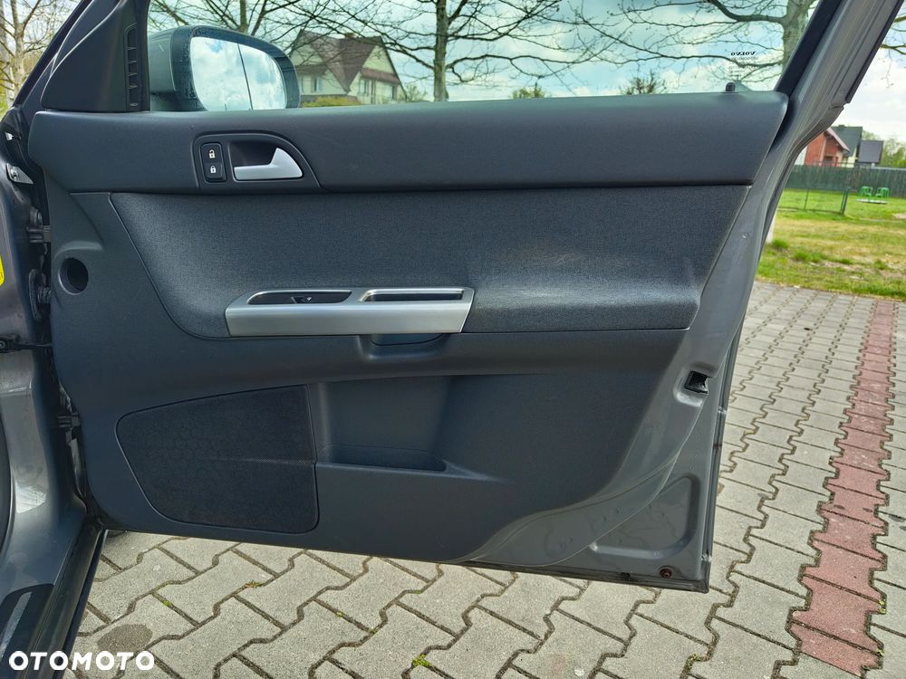 Volvo S40 1.8 Momentum - 24