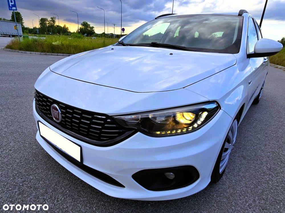 Fiat Tipo 1.6 MultiJet Lounge - 4
