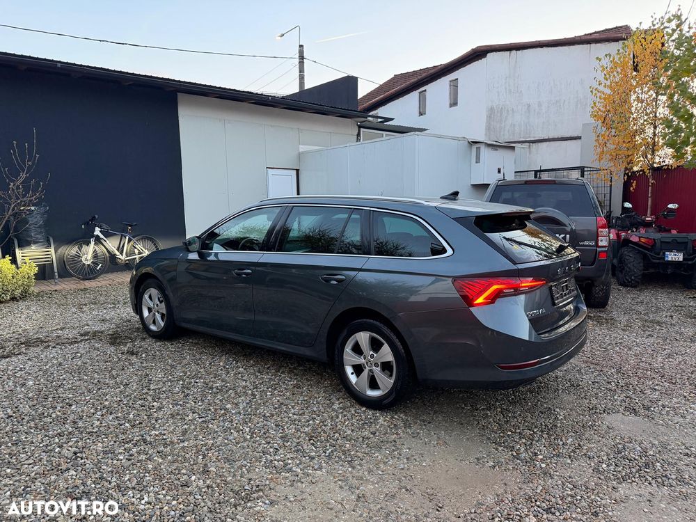 Skoda Octavia Combi 2.0 TDI Ambition - 12