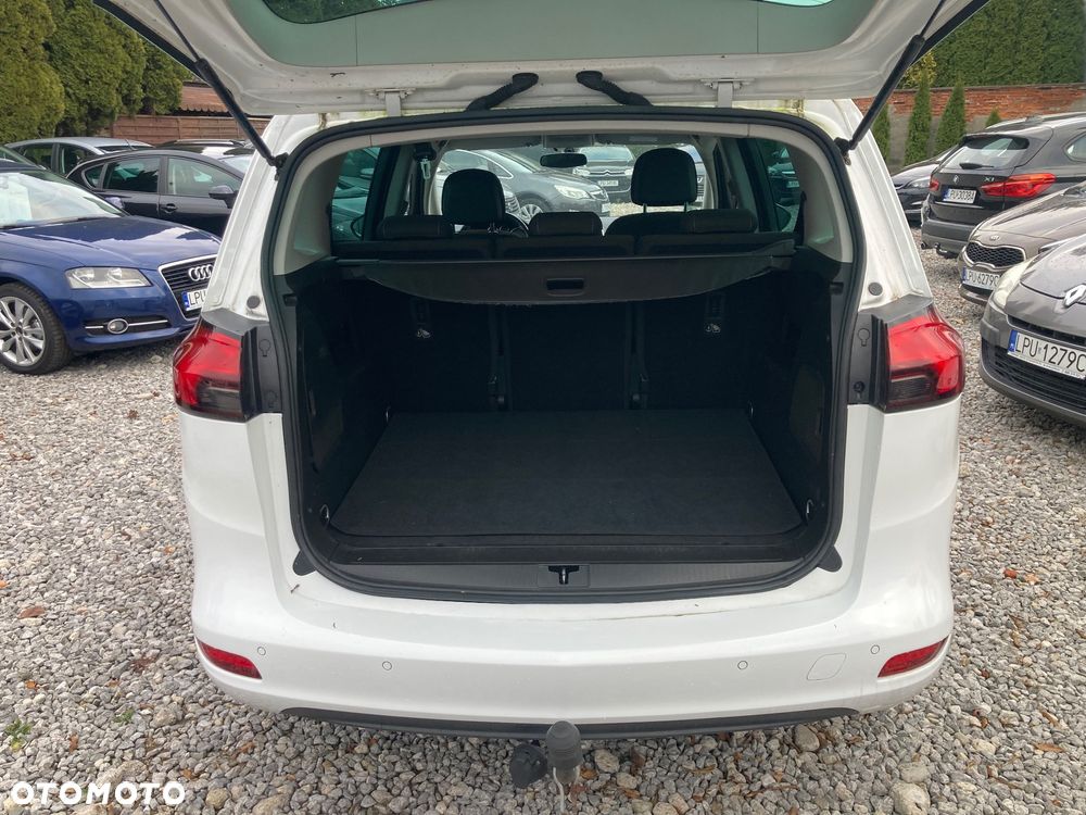 Opel Zafira - 10