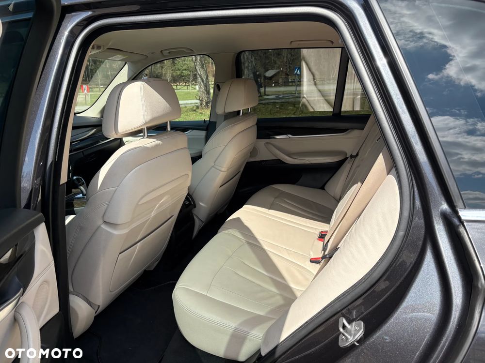 BMW X5 xDrive30d - 19