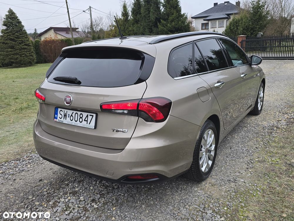Fiat Tipo 1.4 16v Lounge EU6d - 31