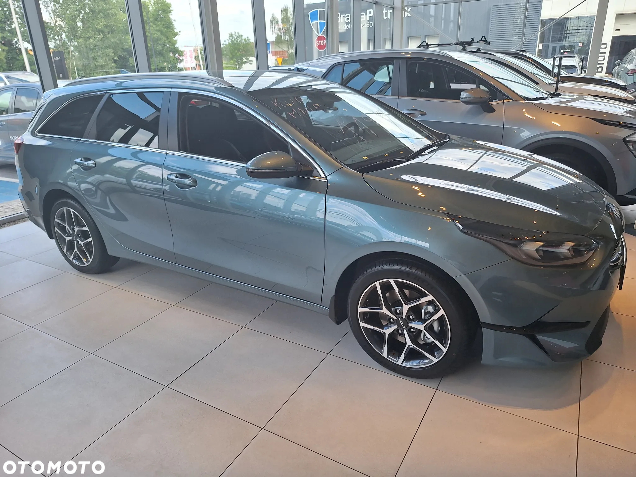 Kia Ceed 1.5 T-GDI Tribute - 3