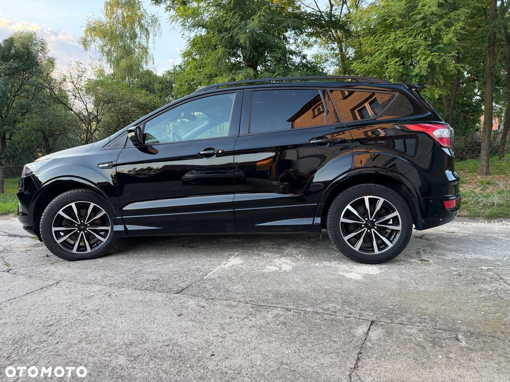 Ford Kuga 2.0 TDCi 2x4 ST-Line - 1