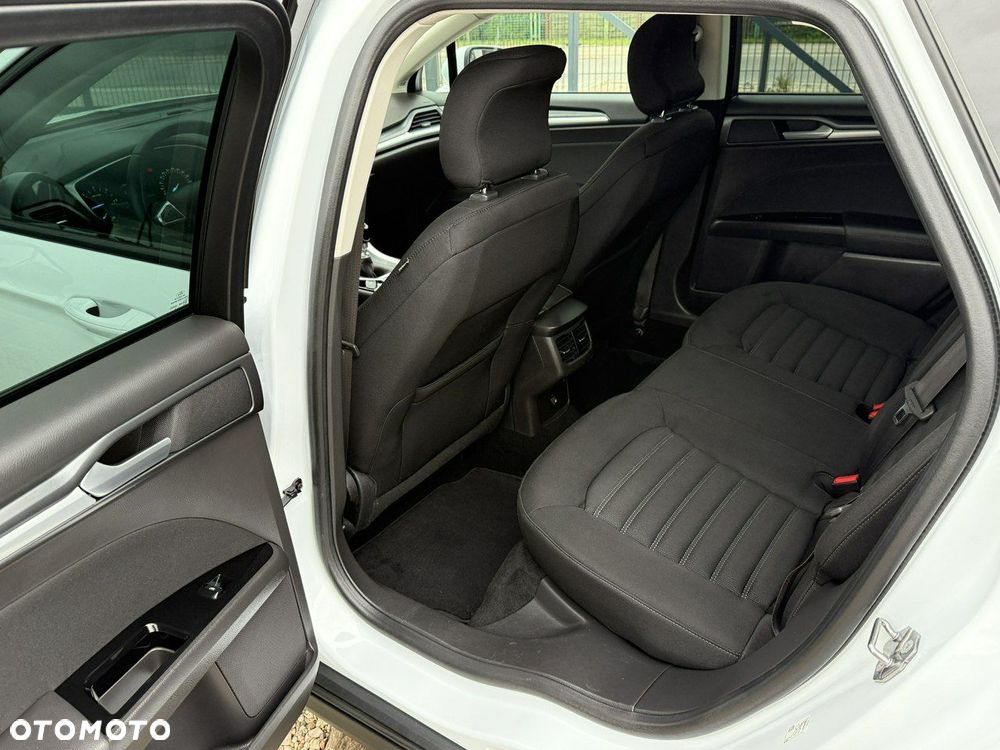 Ford Mondeo - 7