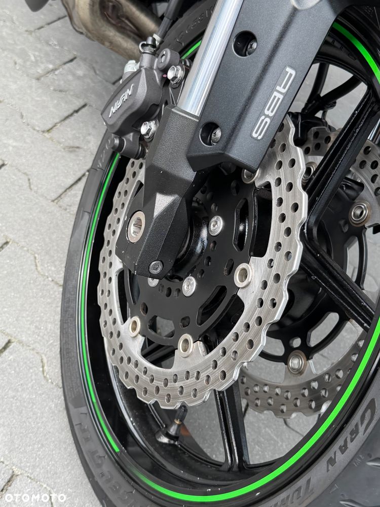 Kawasaki Versys 650 - 21