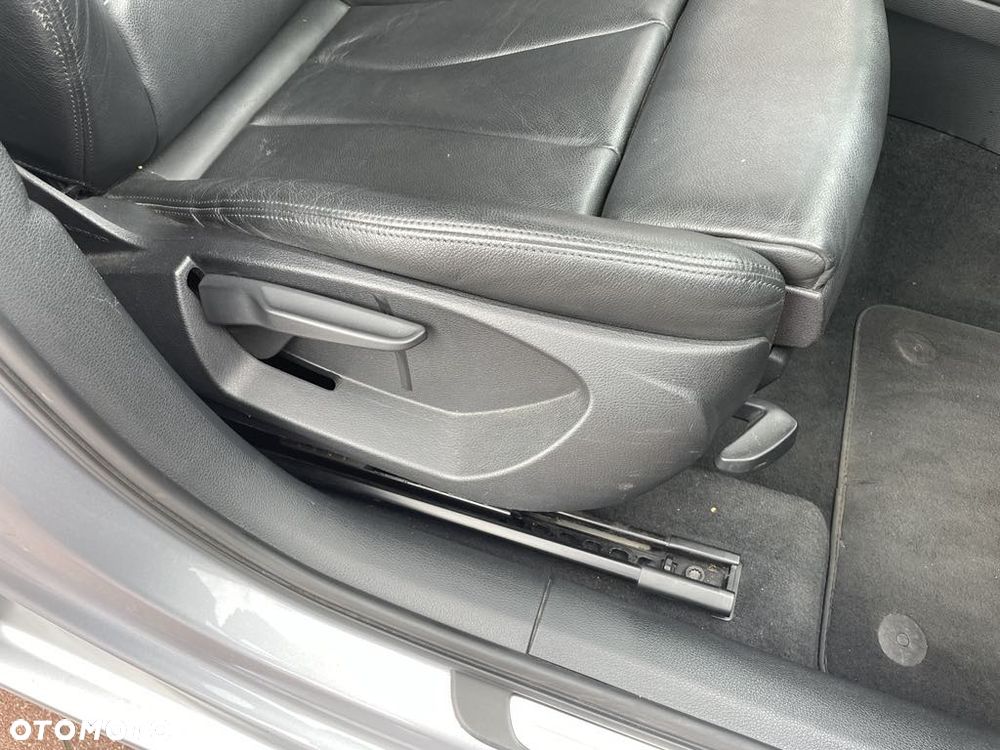 Audi A3 Limousine 2.0 TDI clean diesel Quattro Ambiente S tronic - 9