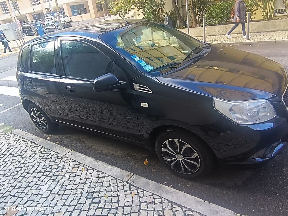 Chevrolet Aveo 1.2 L - 10