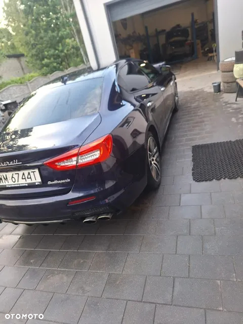 Maserati Quattroporte - 5