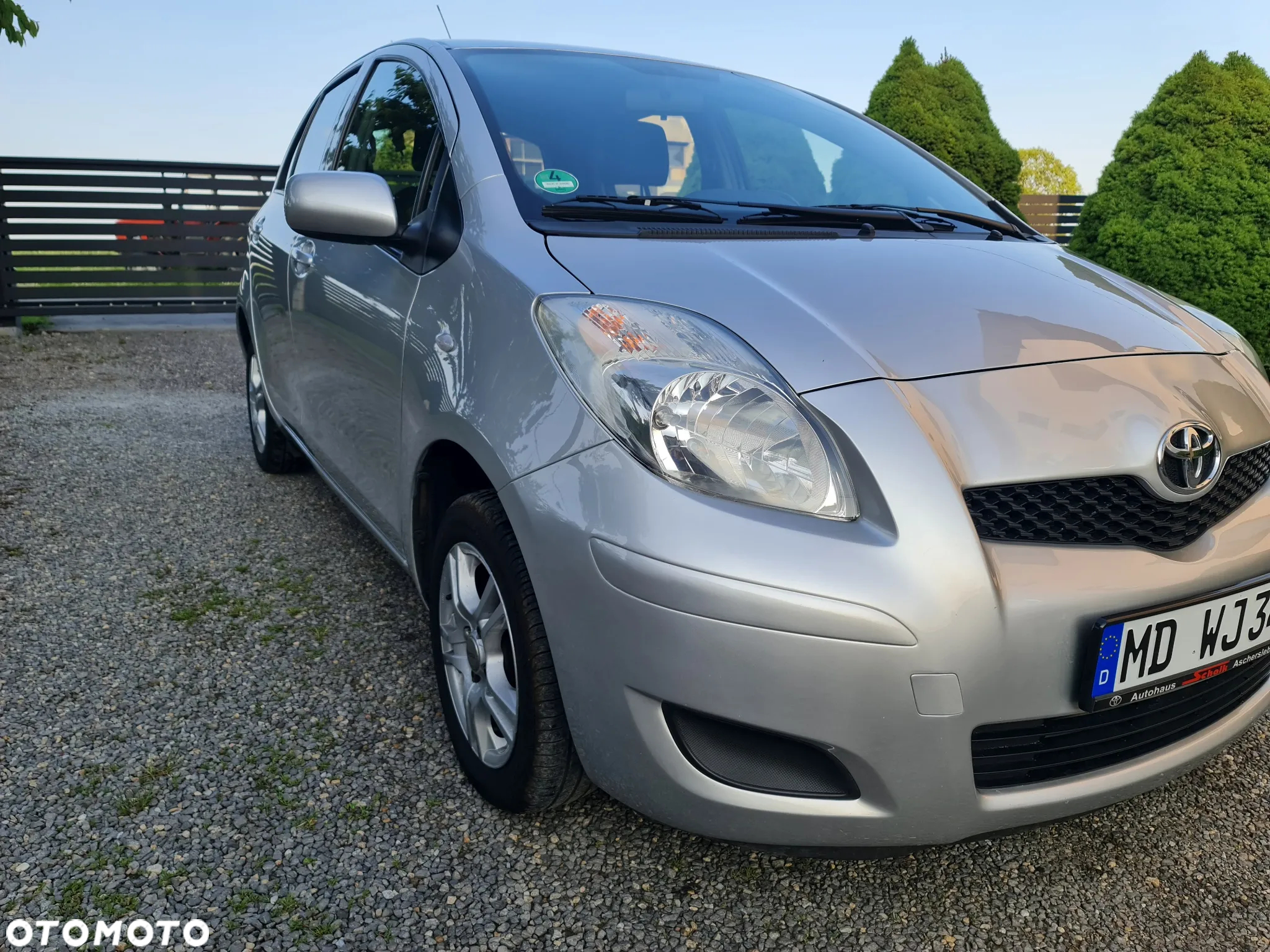Toyota Yaris - 24